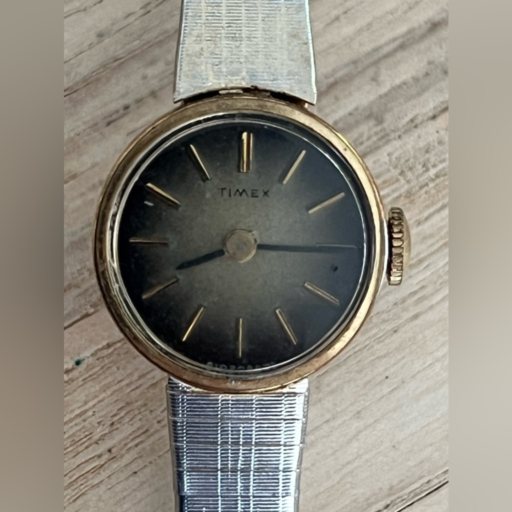 Timex Ladies Watch Vintage Mechanical Wind Gold Tone Dial Stainless Bracelet